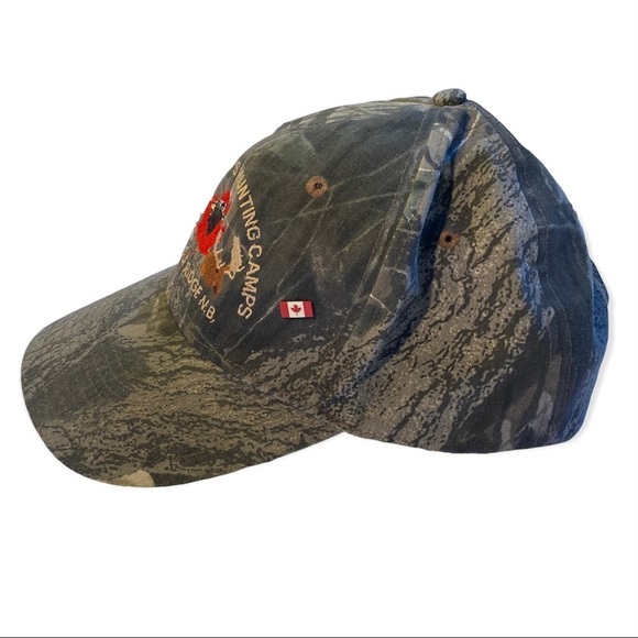 Henderson's Hunting Camps Skedaddle Ridge N.B. Camo Cap Hat OSFM - Picture 4 of 14